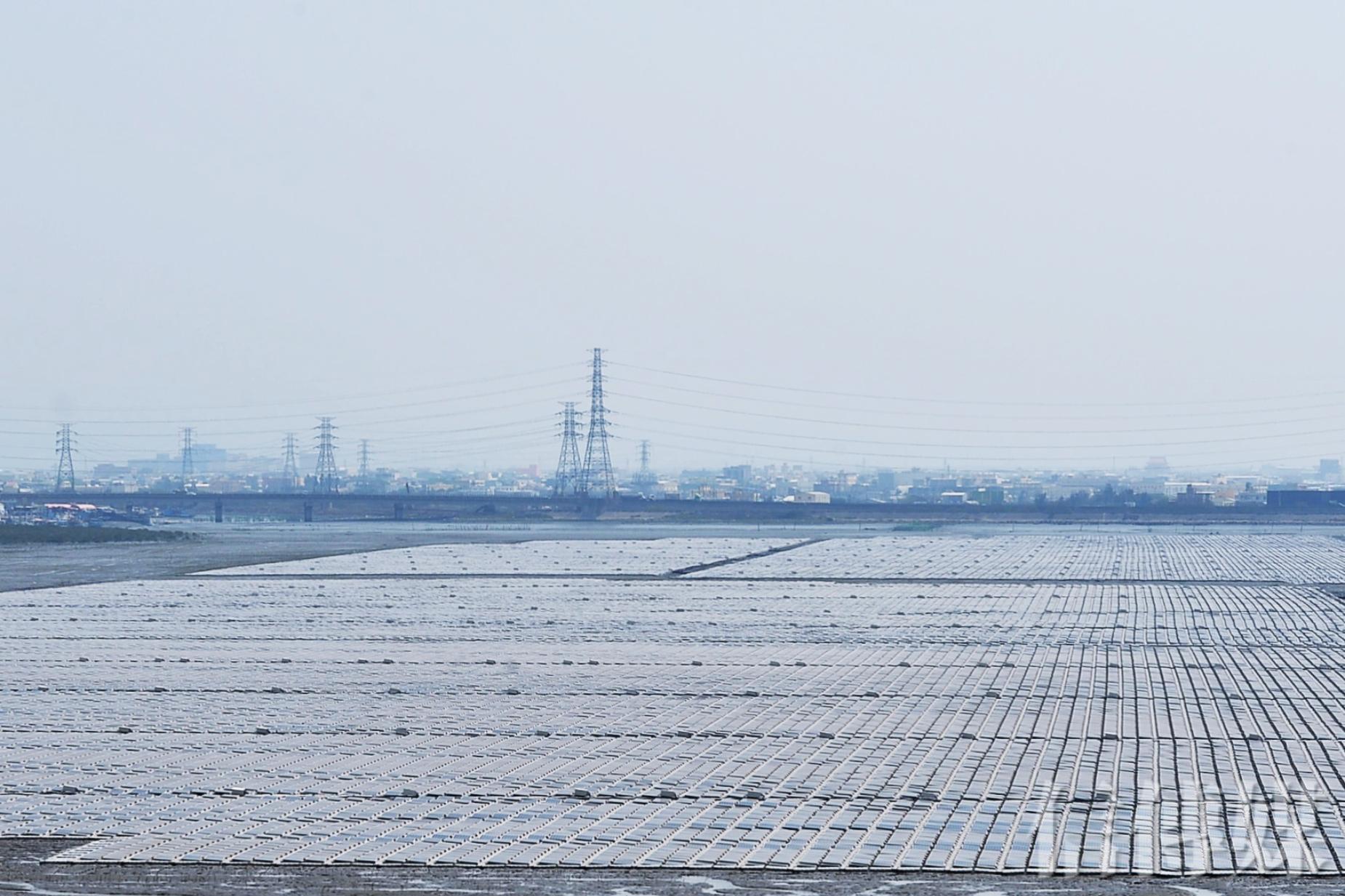 能源政策觀察》一直把西方的麵包當包子吃，難怪台灣再生能源發展不起來